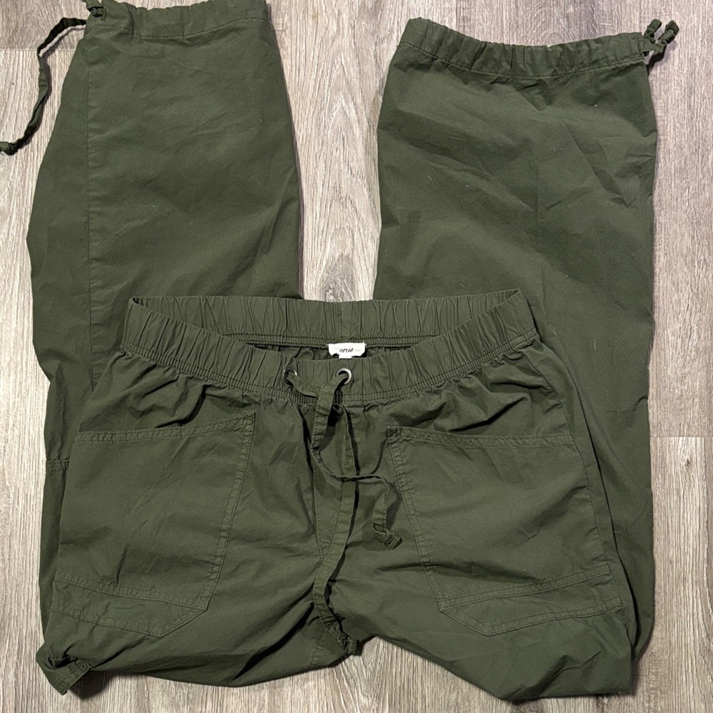 Aerie Forest Green Relaxed Pants size Medium